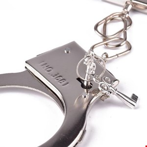  ابزار ایفای نقش مدل دستبند پلیس